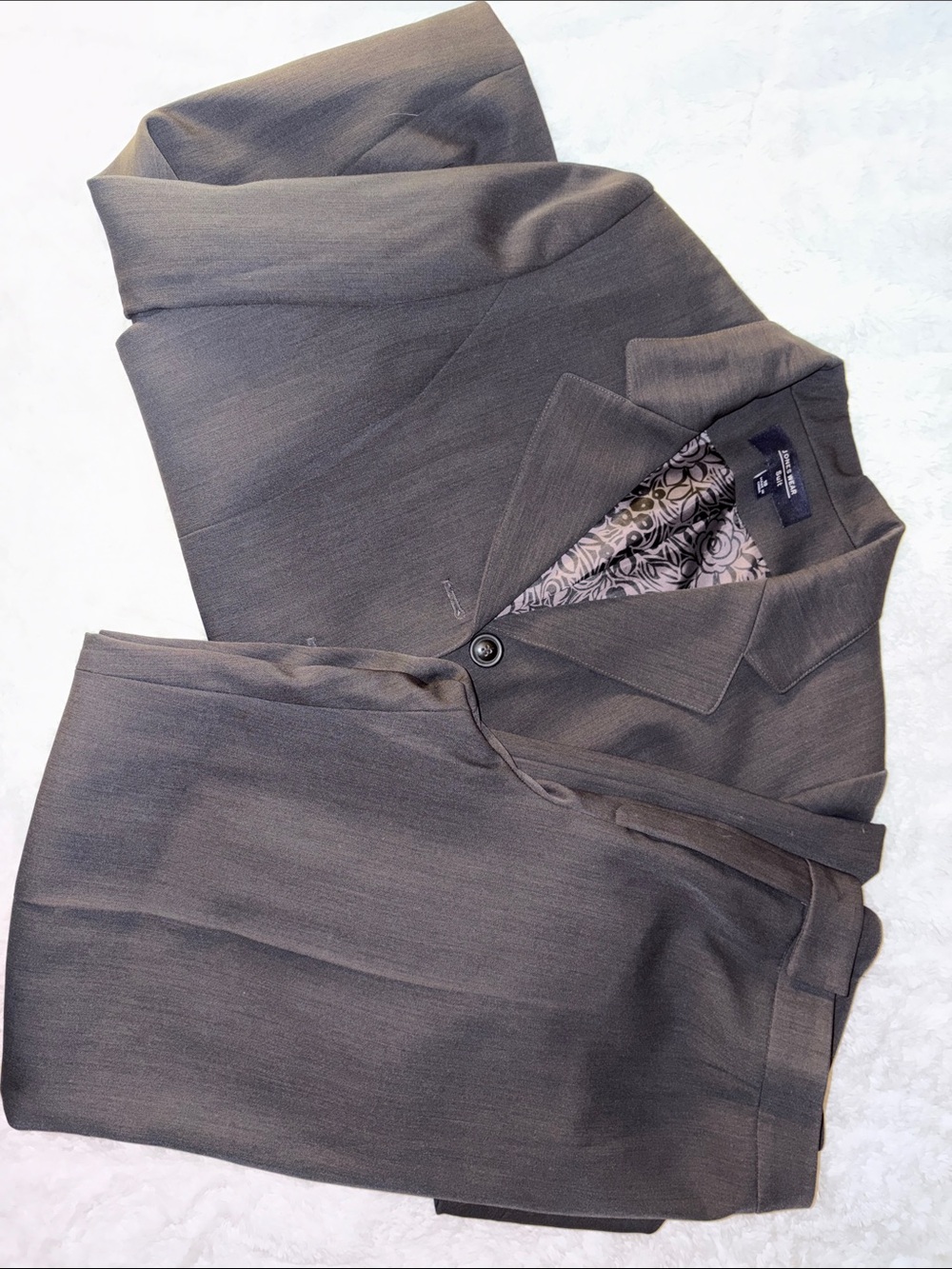 Women’s Suit Top and Bottoms Jones Wear